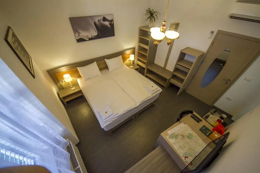 Oh Apartments & Rooms-1